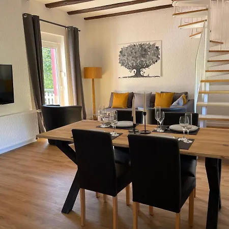 Ferienwohnung Altes Winzerhaus am Moselufer - Sonnenlay Traben-Trarbach Exterior foto
